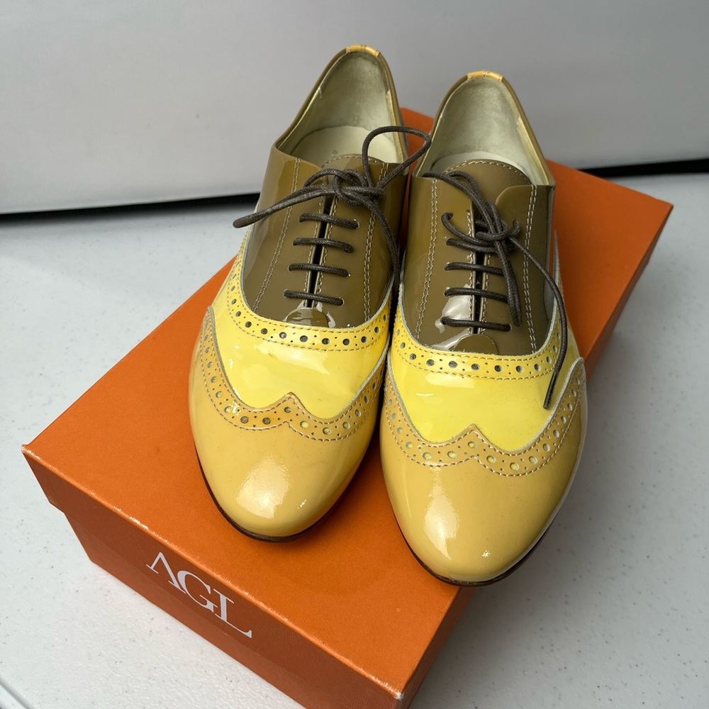 AGL Attilio Giusti Leombruni leather Tri Color Oxford shoes